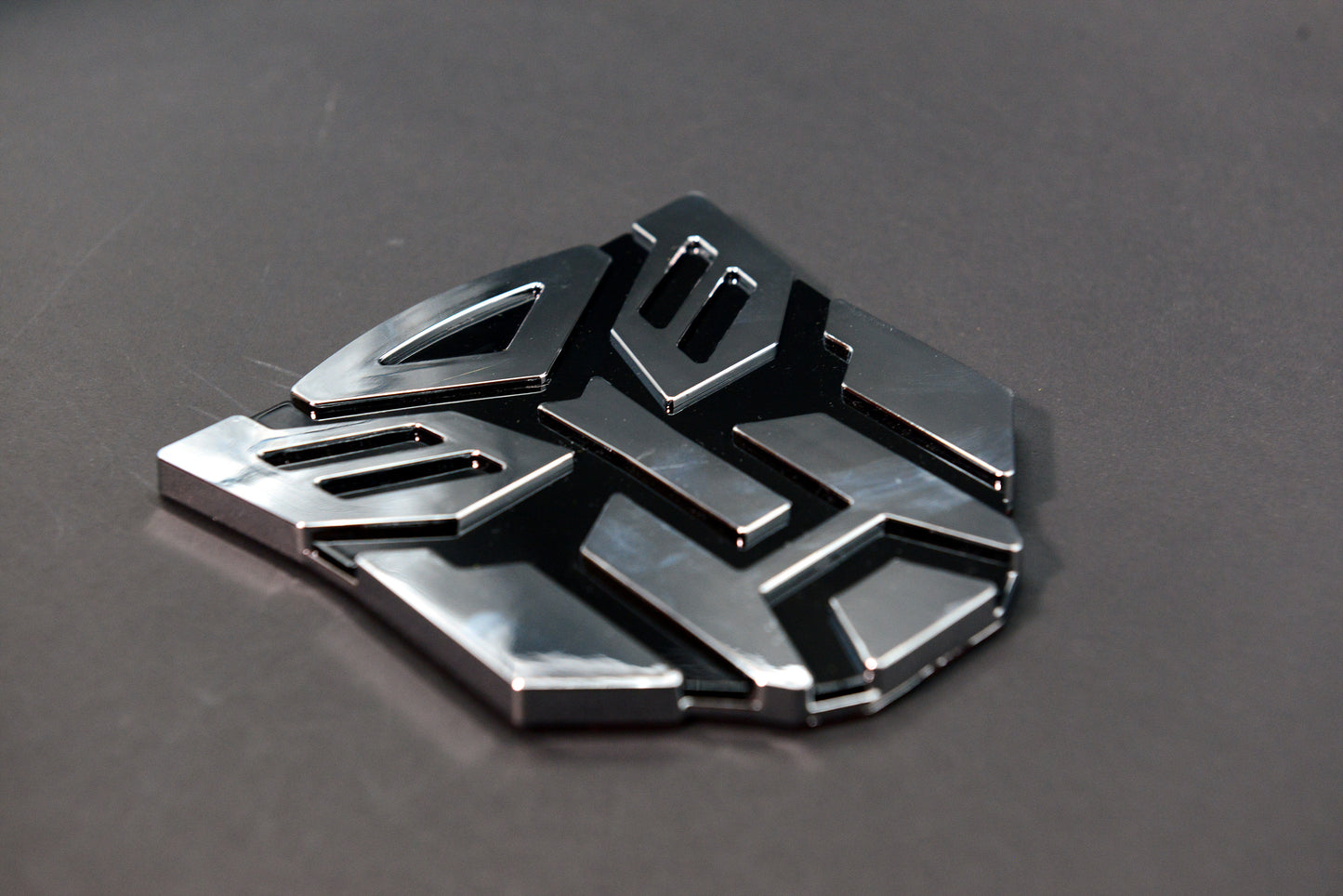 AUTOGEM Transforming Auto Robot Emblem 5" Chrome - Universal Fit